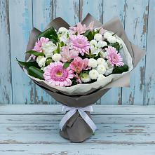 Букет цветов из:  Герберы, Альстромерии и Хризантемы в Усть-Илимске