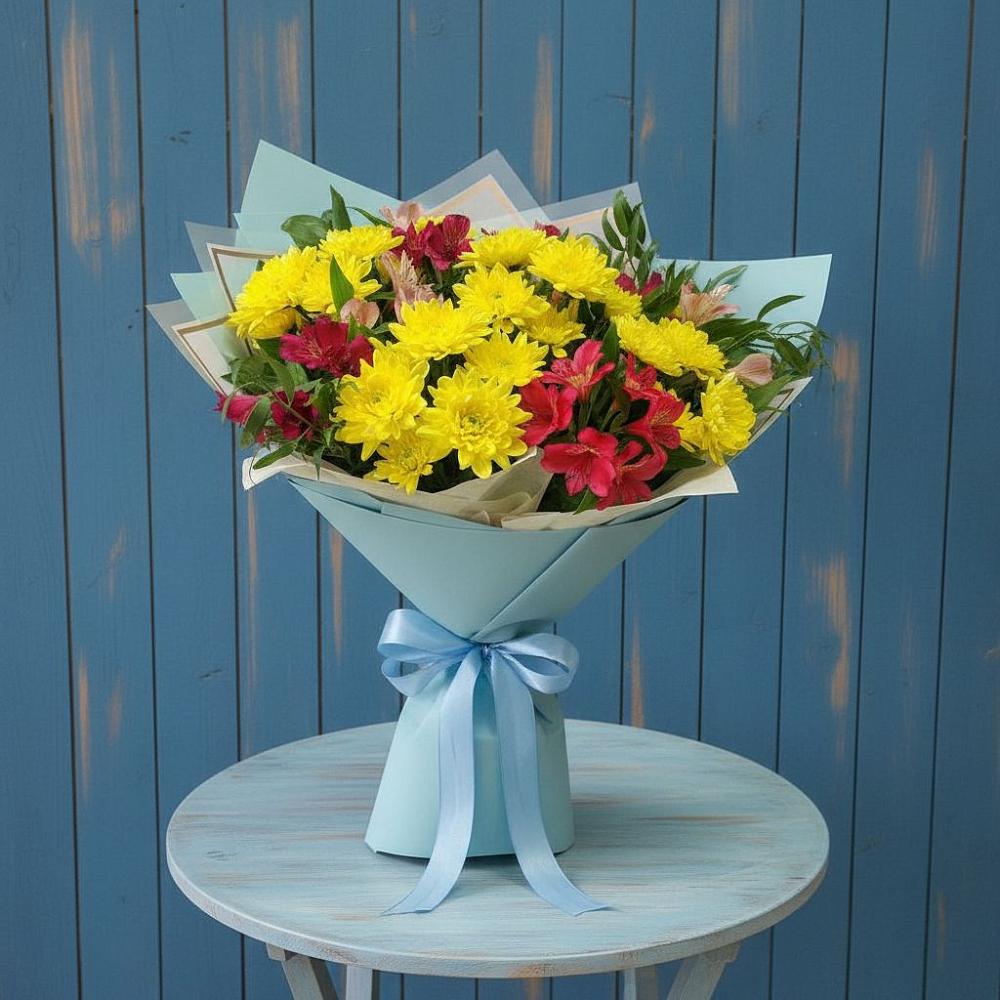Букет цветов из: Альстромерии и Хризантемы в Усть-Илимске