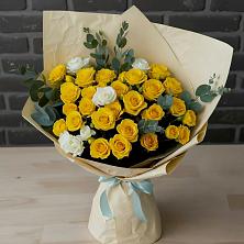 Букет цветов из:  Розы в Усть-Илимске