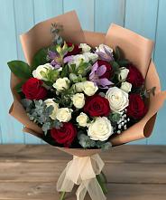 Букет цветов из:  Розы и Альстромерии #REPLACE_PRED# Усть-Илимске