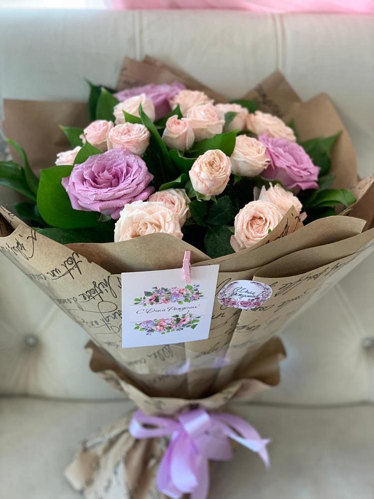 Букет цветов из: Розы в Усть-Илимске