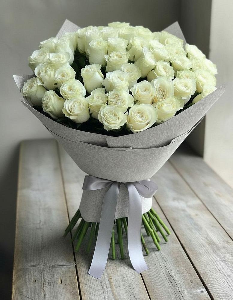 Букет 35 Белых роз в Усть-Илимске