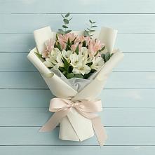 Букет цветов из:  Альстромерии в Усть-Илимске