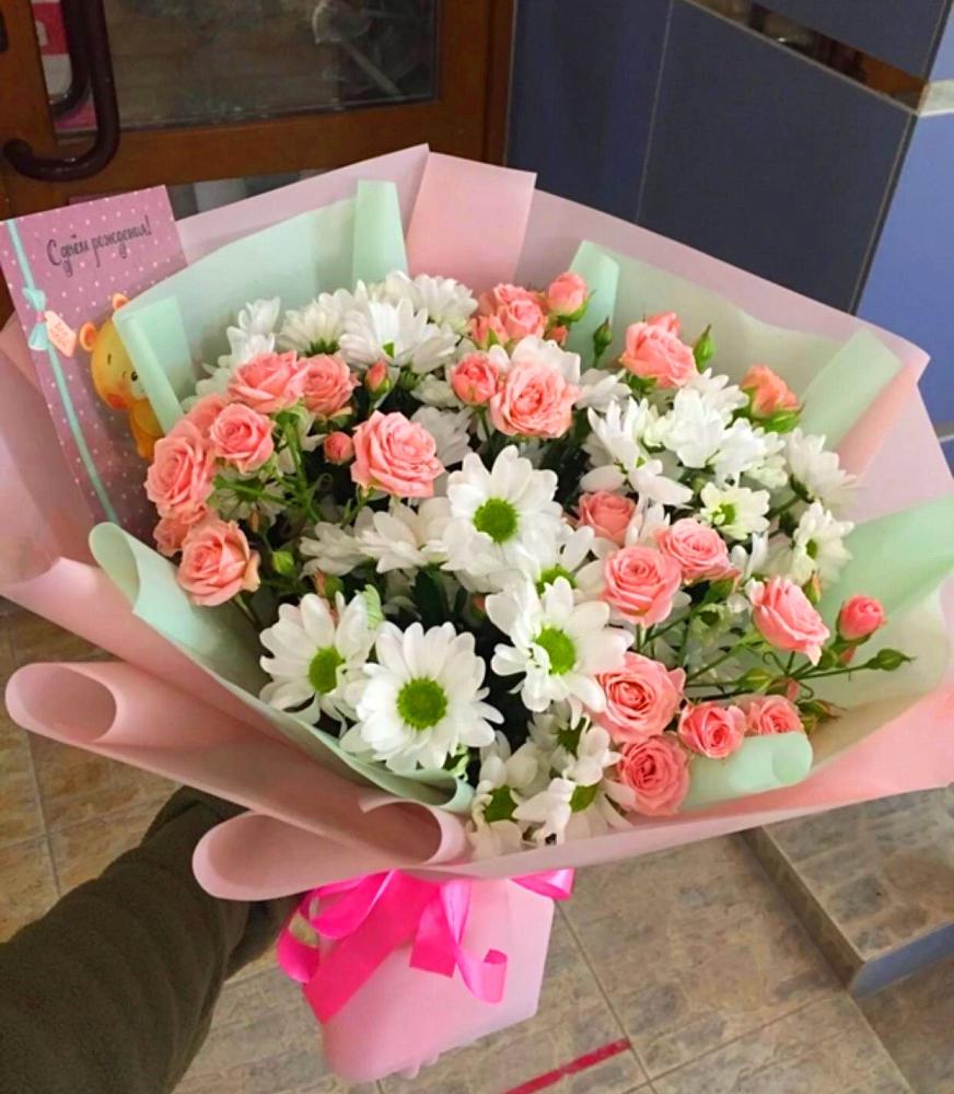 Букет цветов из: Розы и Хризантемы в Усть-Илимске