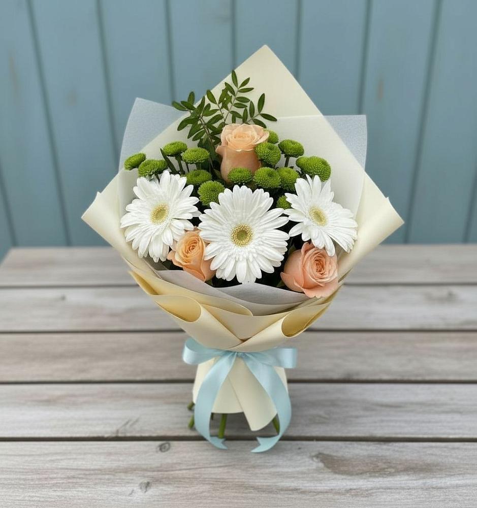 Букет цветов из: Герберы, Розы и Хризантемы в Усть-Илимске