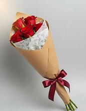 Букет цветов из:  Розы в Усть-Илимске