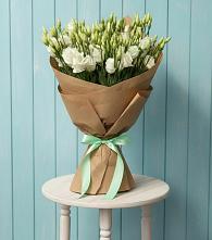 Букет цветов из:  Лизиантусы в Усть-Илимске