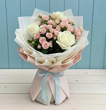 Букет цветов из:  Розы в Усть-Илимске