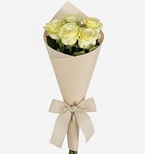 Букет цветов из:  Розы в Усть-Илимске