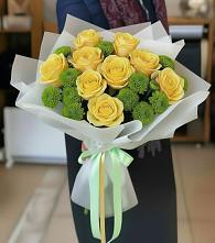 Букет цветов из:  Хризантемы и Розы в Усть-Илимске