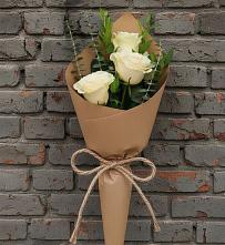 Букет цветов из:  Розы в Усть-Илимске
