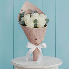 Букет цветов из:  Розы в Усть-Илимске
