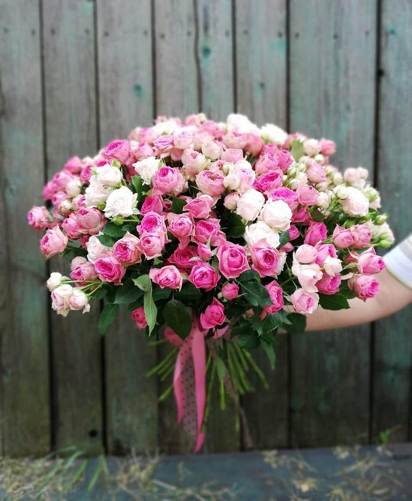Букет Розовые кустовые розы Натали и Лав Лидия в Усть-Илимске