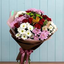 Букет цветов из:  Розы, Хризантемы и Альстромерии в Усть-Илимске