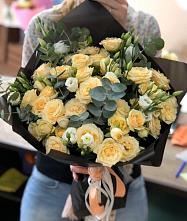 Букет цветов из:  Розы и Лизиантусы #REPLACE_PRED# Усть-Илимске