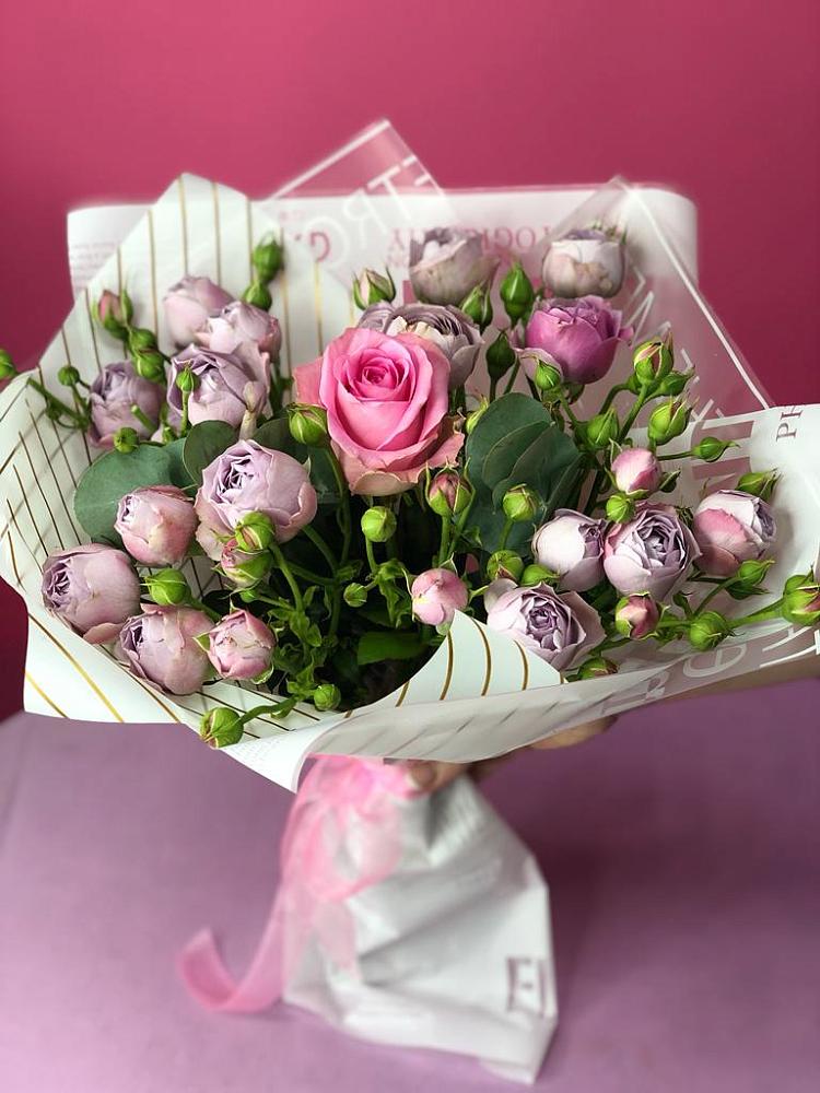 Букет цветов из: Розы в Усть-Илимске