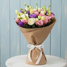Букет цветов из:  Лизиантусы в Усть-Илимске