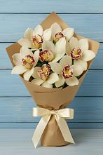 Букет цветов из:  Орхидеи и Розы в Усть-Илимске