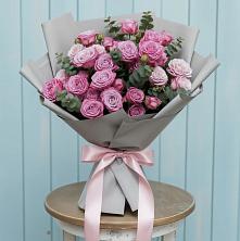 Букет цветов из:  Розы в Усть-Илимске
